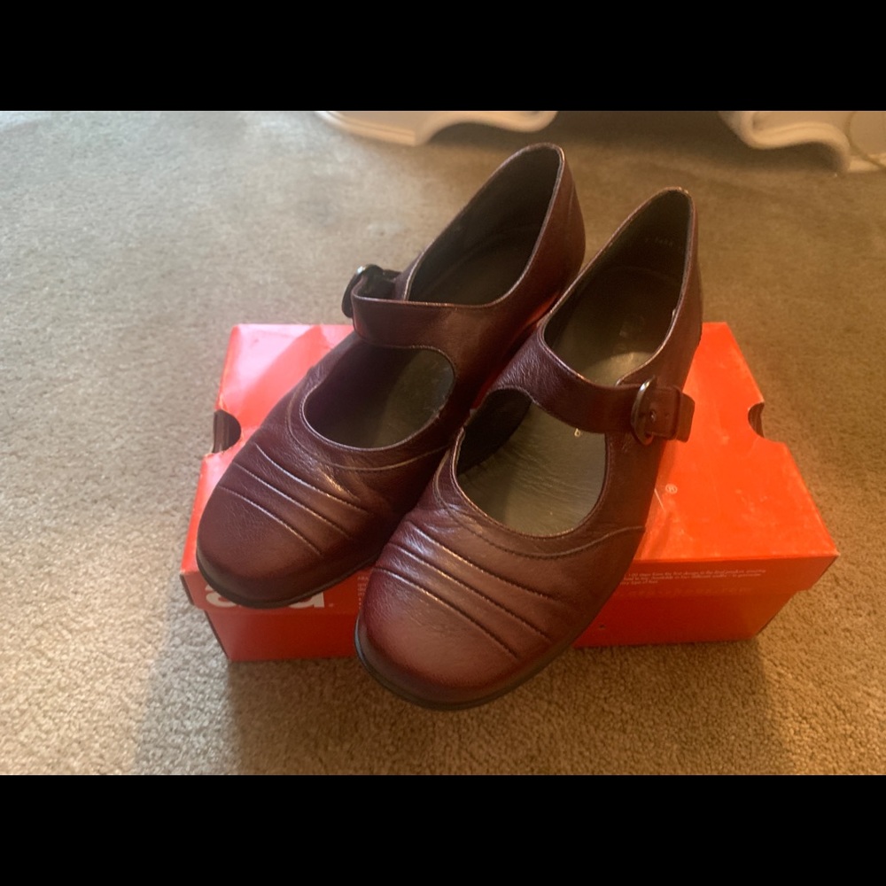 Womens ARA shoes